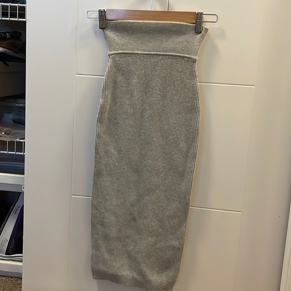 High waist skirt bought from aritzia - Picture 1 of 3
